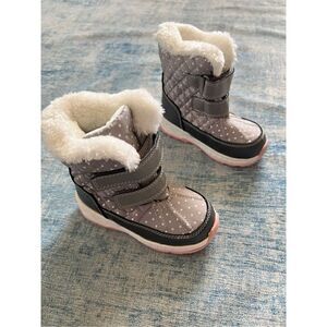 Carter's Gray Polka Dot Faux Fur Lined Fonda Winter Boot Toddlers Size 9